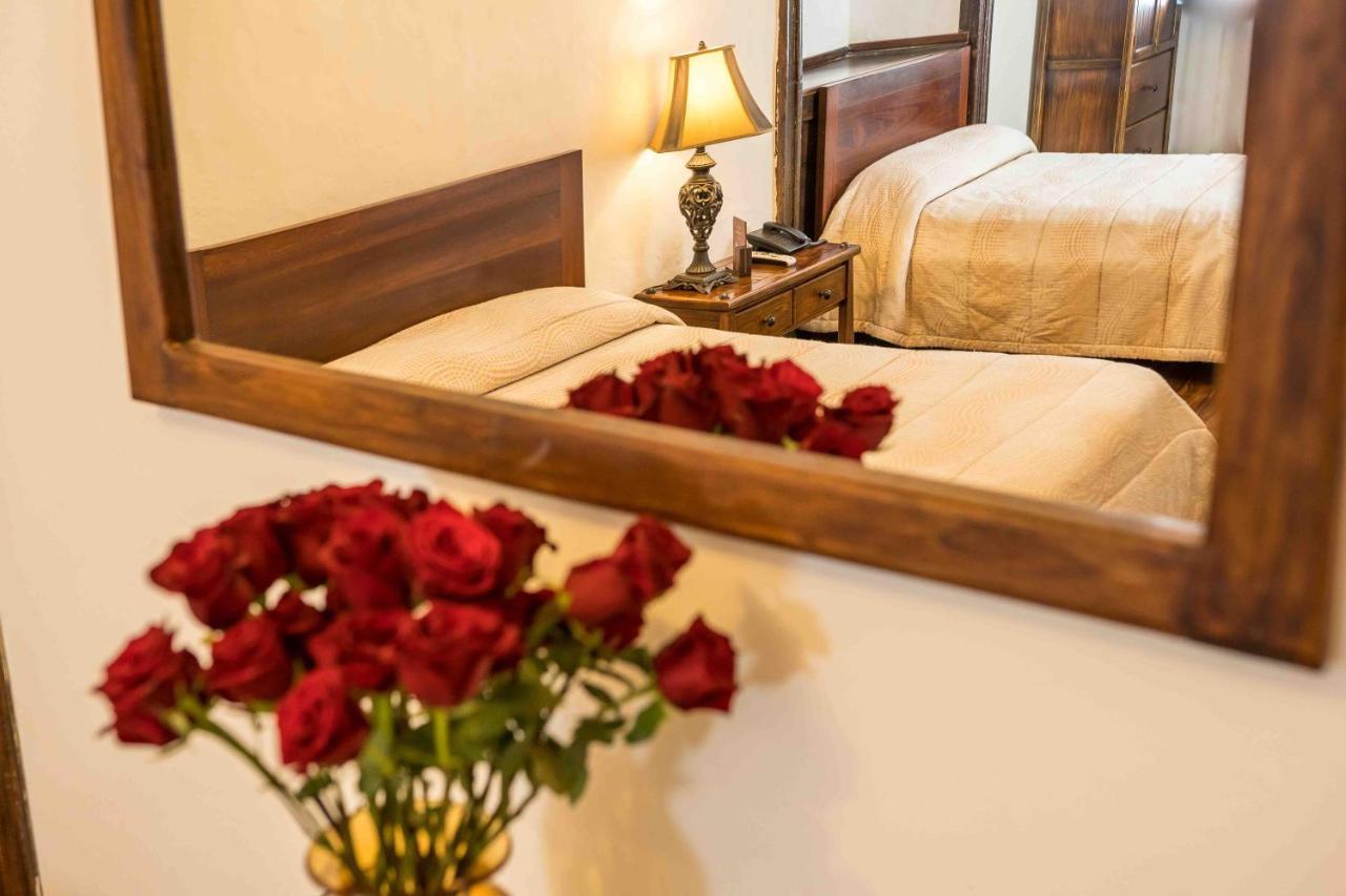 Hotel Inca Real Cuenca Bagian luar foto